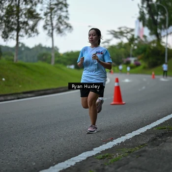 Runner Photo 7600419