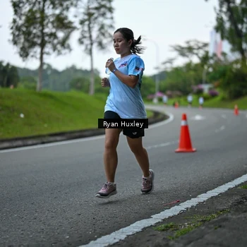 Runner Photo 7600425