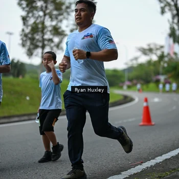 Runner Photo 7600430