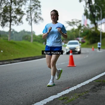 Runner Photo 7600445