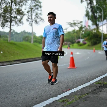 Runner Photo 7600448