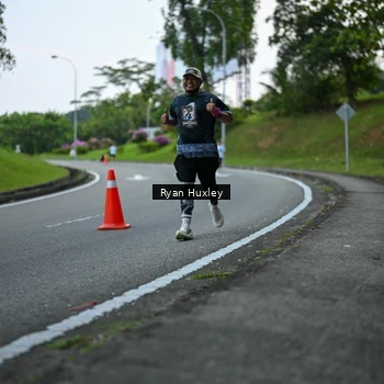 Runner Photo 7600462