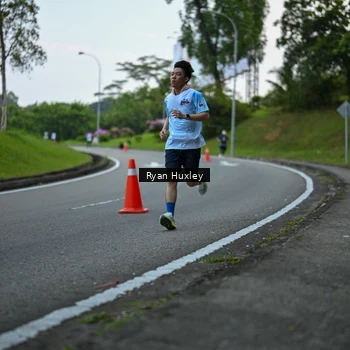 Runner Photo 7600469