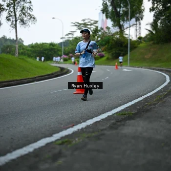 Runner Photo 7600474