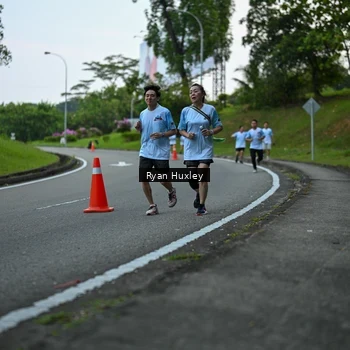 Runner Photo 7600493