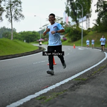 Runner Photo 7600502