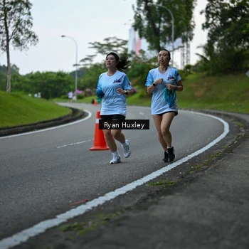 Runner Photo 7600512