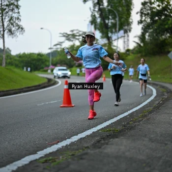 Runner Photo 7600535