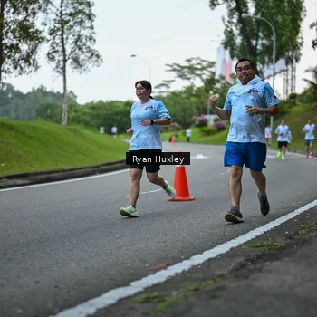 Runner Photo 7600541