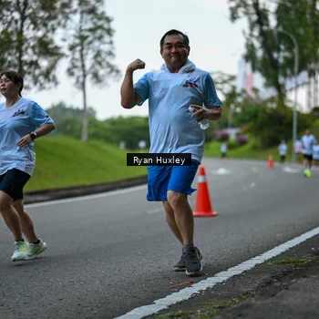 Runner Photo 7600555