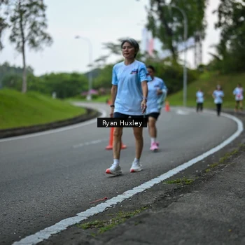 Runner Photo 7600558
