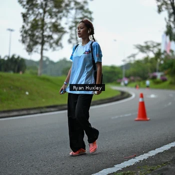 Runner Photo 7600565