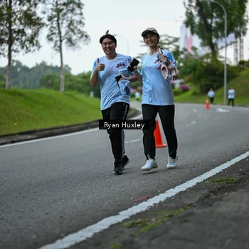 Runner Photo 7600633