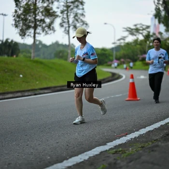 Runner Photo 7600635