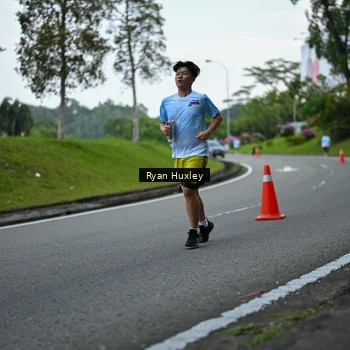 Runner Photo 7600656