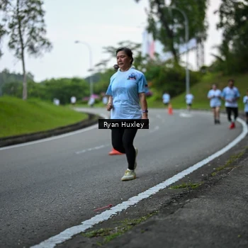 Runner Photo 7600660