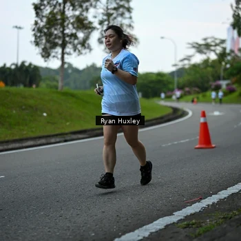 Runner Photo 7600662