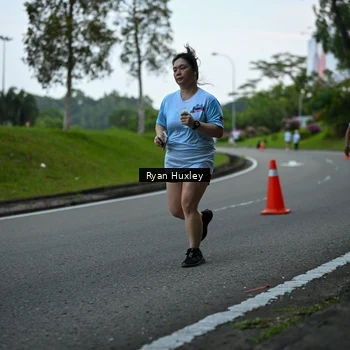 Runner Photo 7600663