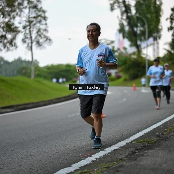 Runner Photo 7600668