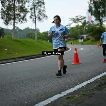 Runner Photo 7600672