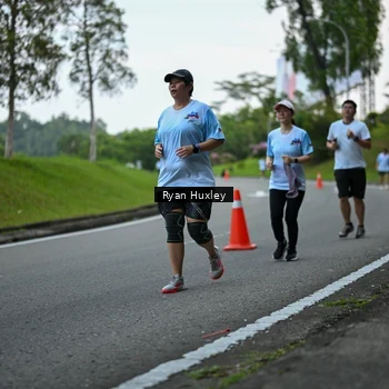 Runner Photo 7600676
