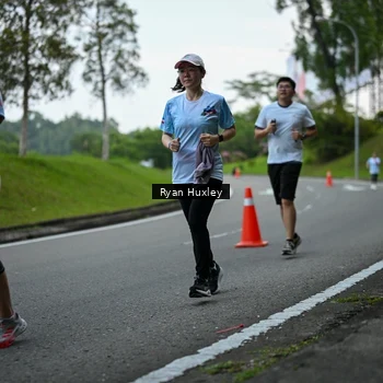 Runner Photo 7600680