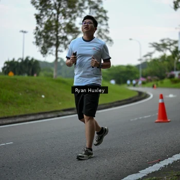 Runner Photo 7600684