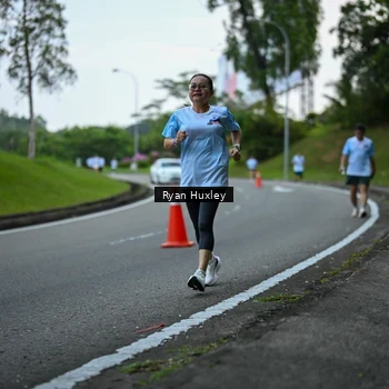 Runner Photo 7600691