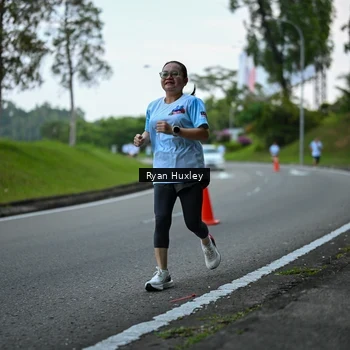 Runner Photo 7600692