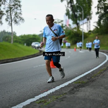 Runner Photo 7600697