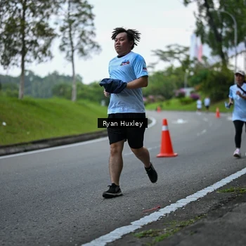 Runner Photo 7600711