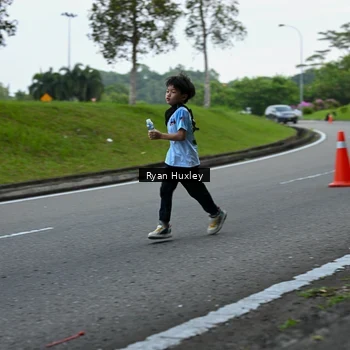 Runner Photo 7600794