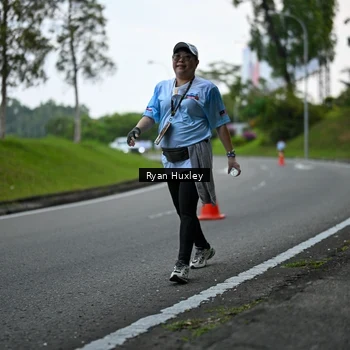 Runner Photo 7600800