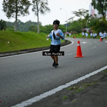 Runner Photo 7600806