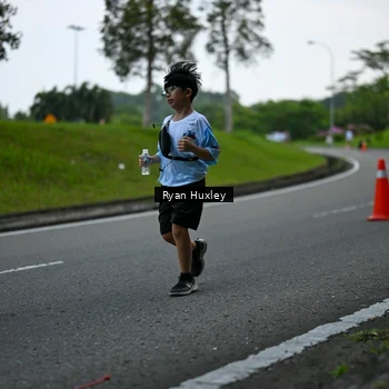 Runner Photo 7600811