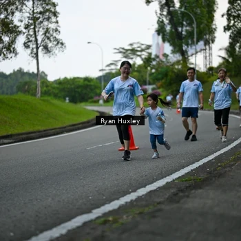 Runner Photo 7600844