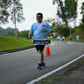 Runner Photo 7600845
