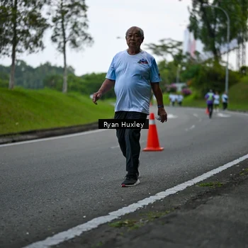 Runner Photo 7600938