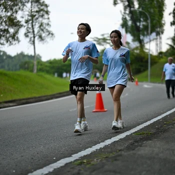 Runner Photo 7600940