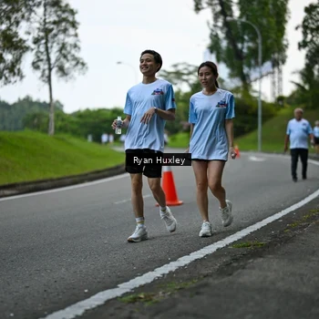 Runner Photo 7600941