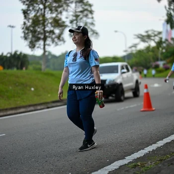 Runner Photo 7600990
