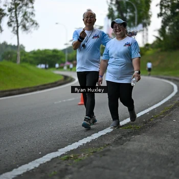 Runner Photo 7601005