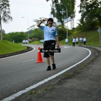 Runner Photo 7601013