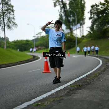 Runner Photo 7601018