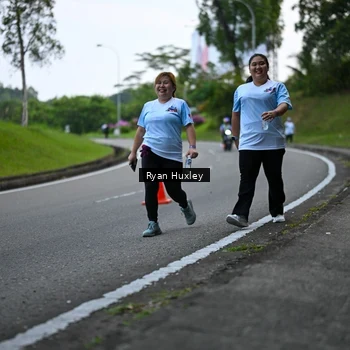 Runner Photo 7601020
