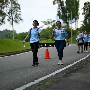 Runner Photo 7601024