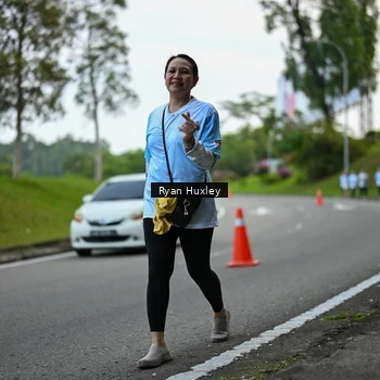 Runner Photo 7601038