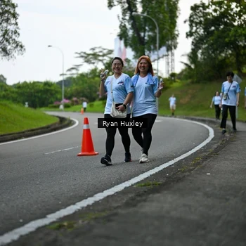 Runner Photo 7601059