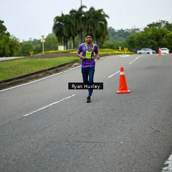 Runner Photo 7601117