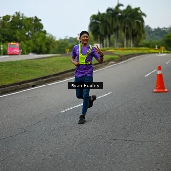 Runner Photo 7601119